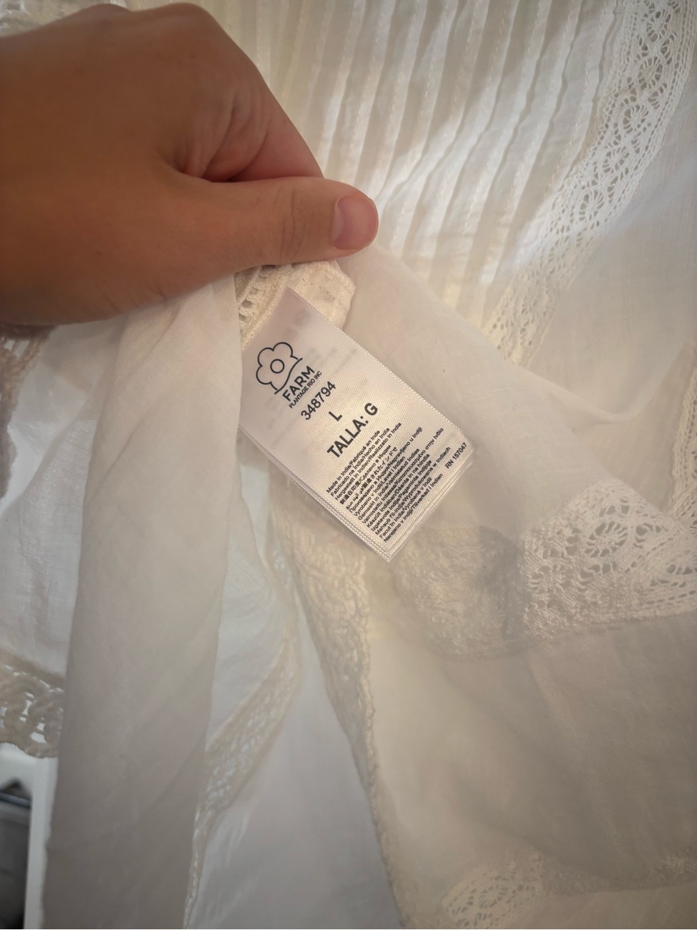 new Farm Rio Off-White Blouse With Appliqués voile and lace flutter sleeve - Picture 12 of 12